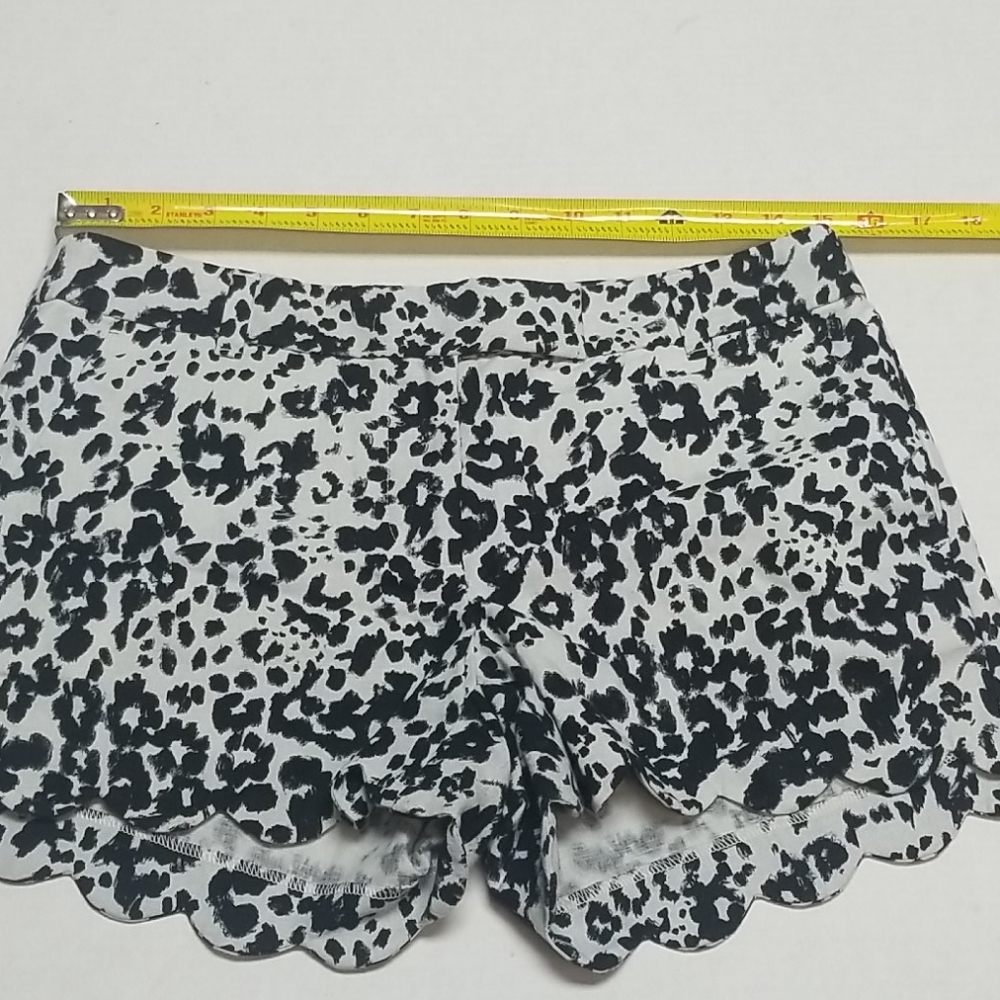 J.CREW SHORTS - Picture 6 of 9